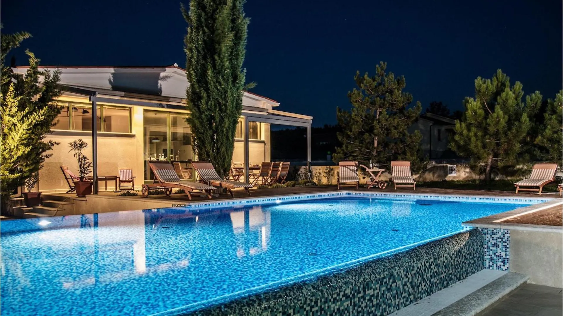 펜션 Villa Breg Raša